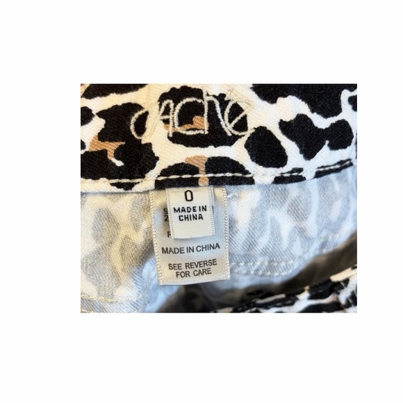 Cache Animal Print Cropped Skinny Jeans - Picture 4 of 5